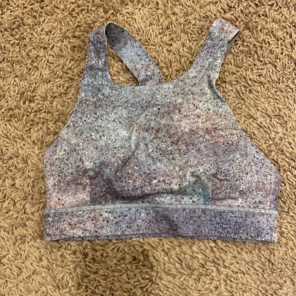 Lululemon High neck sports bra!